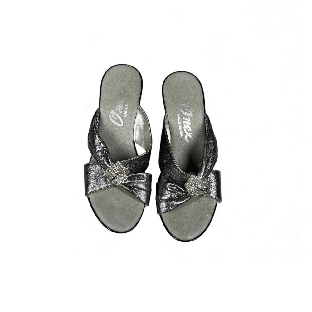 Onex Silver Metallic Wedge Sandals Embellished Bow Size‎ 7